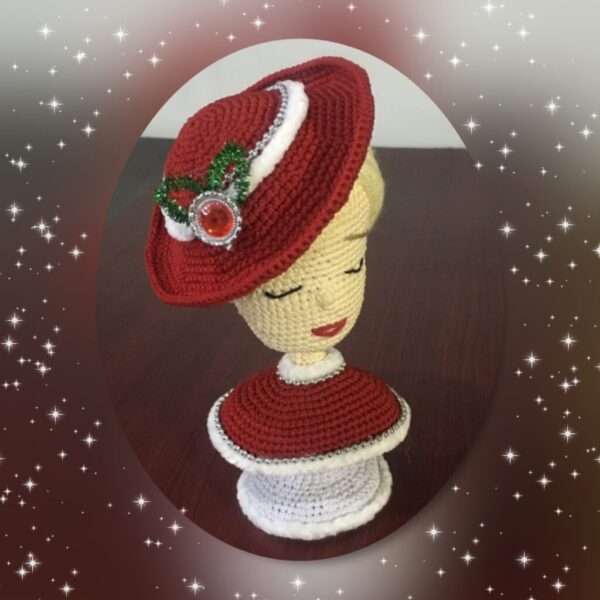 Miss Aleida Christmas edition crochet bust