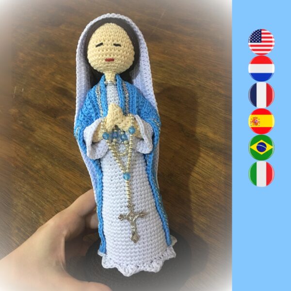 crochet version of the Blessed Mary