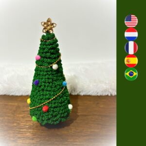 crochet mini Christmas tree