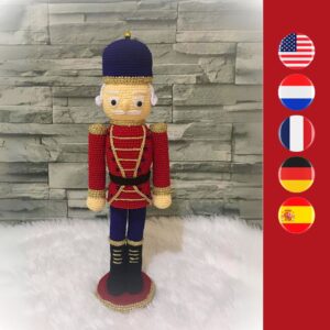 crochet nutcracker