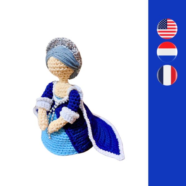 crochet doll version of queen Caroline of England