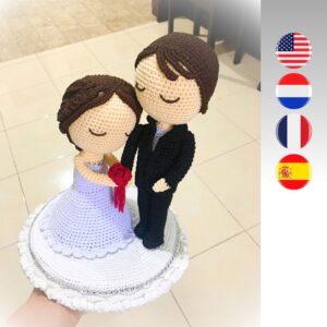 crochet wedding couple