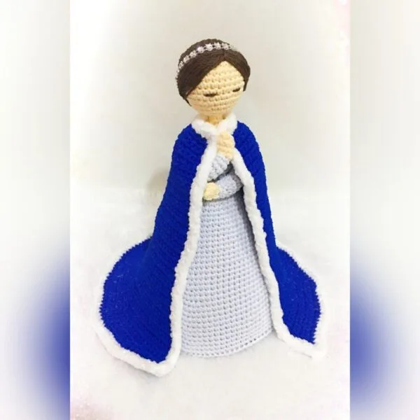 crochet lady