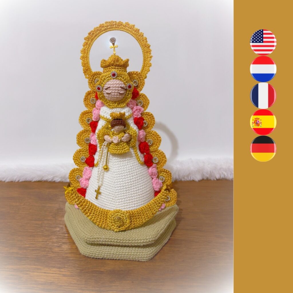 crochet Virgin Mary of Rocio with child Jesus
