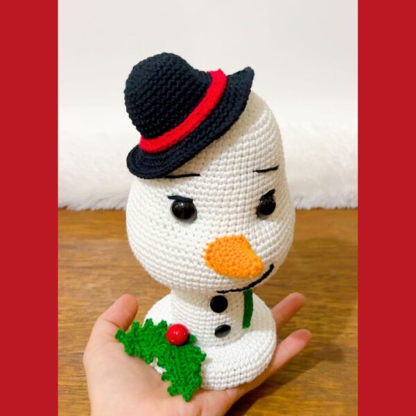 crochet snowman