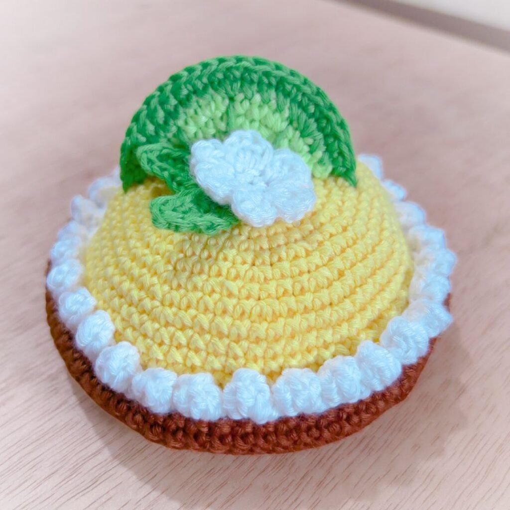 crochet mini lime pie