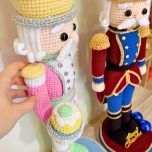 crocheter des casse-noisettes de Noël