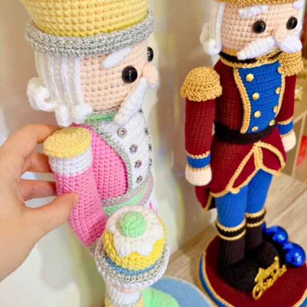 crocheter des casse-noisettes de Noël