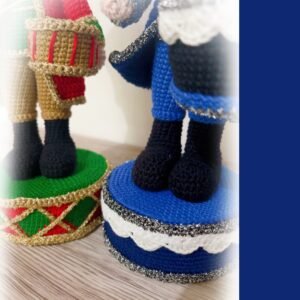 gehaakte kleine drummer jongen poppen